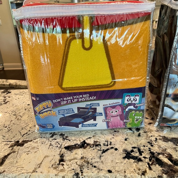 Zippy Sack, s/2 New!  Fleece twin size - Picture 3 of 5